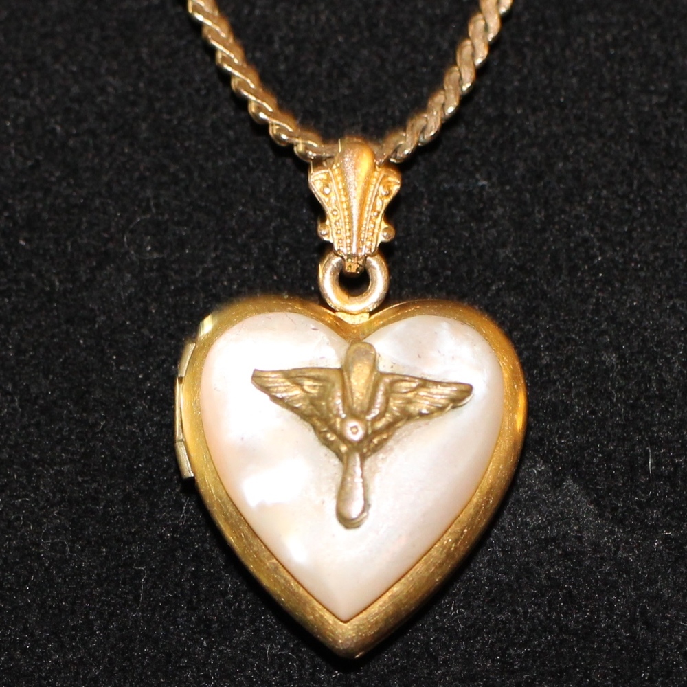 12K GF Vintage Gold Filled Heart Locket Pendant